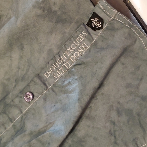 ROAR: Embroidered and Embellished Button Down Shirt - Size small - Picture 4 of 7